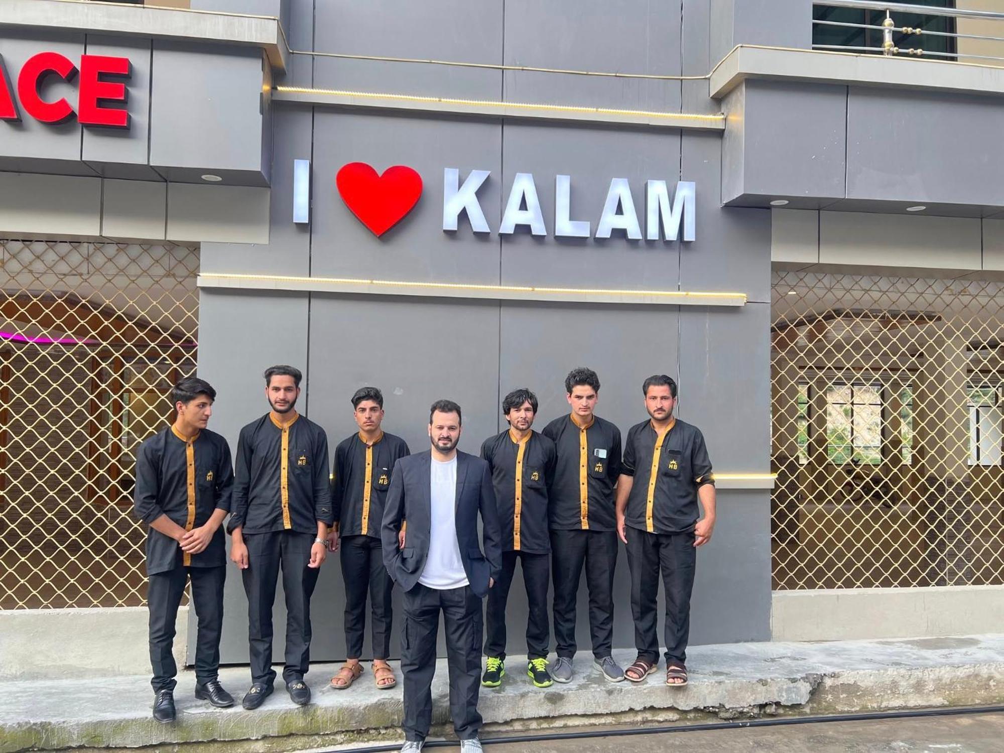 Hotel Birmingham Palace Kalam By Khan Familia 外观 照片