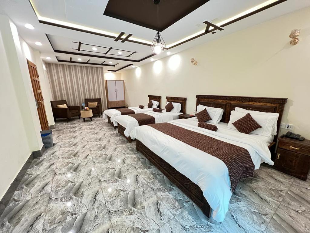 Hotel Birmingham Palace Kalam By Khan Familia 外观 照片